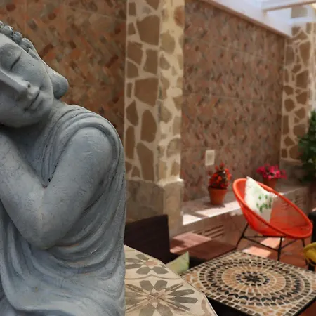 La Paloma Ii בית הארחה קלפה