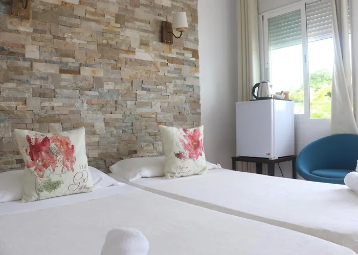 Pensión Residencial La Paloma Ii 3*