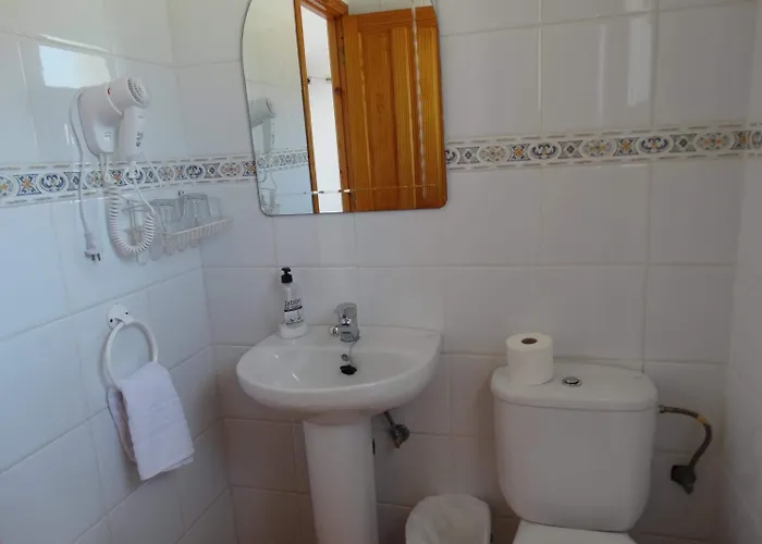 Residencial La Paloma Ii Pensión